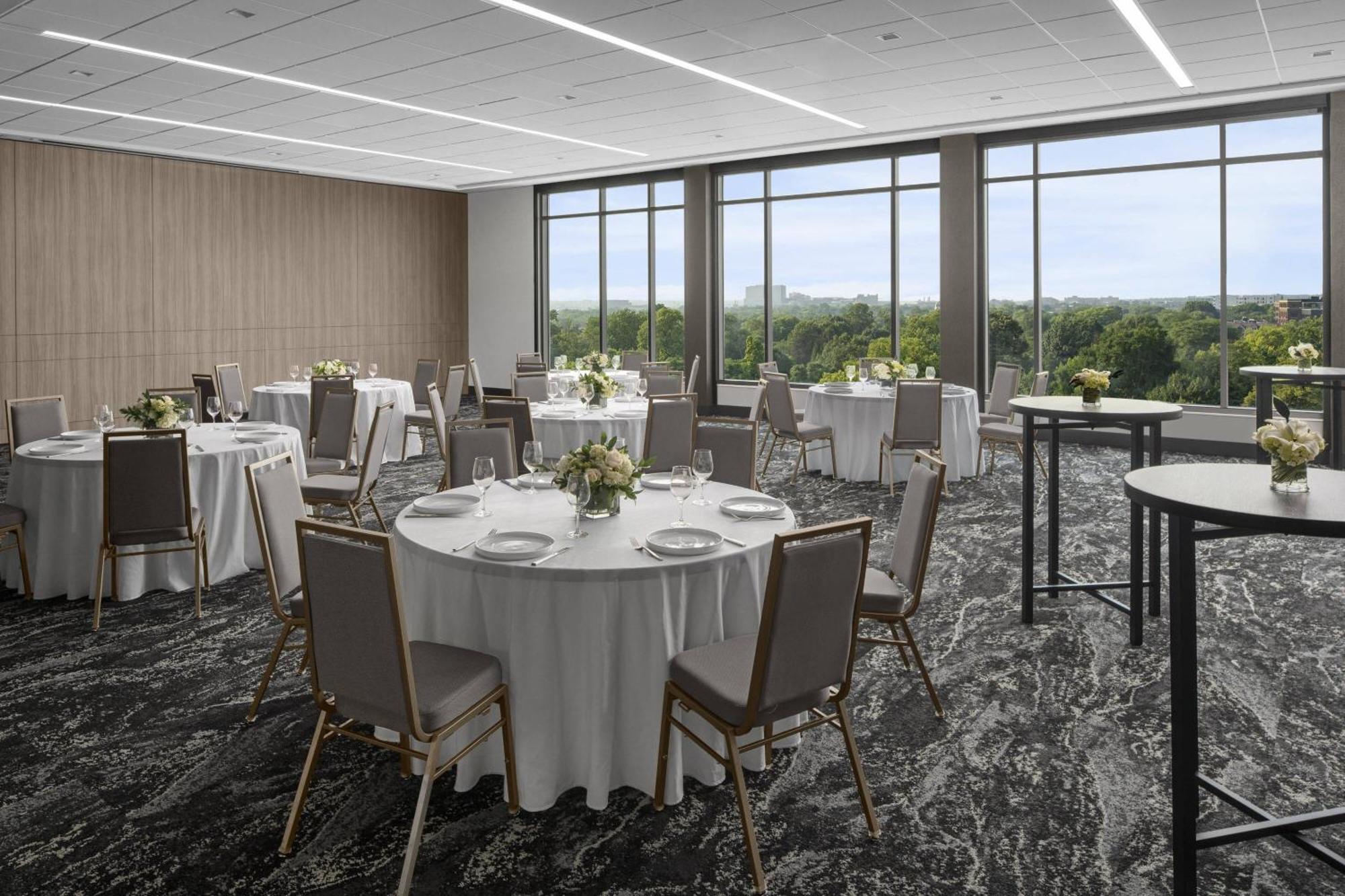 Ac Hotel By Marriott Columbus Downtown Екстер'єр фото